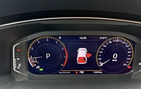 Volkswagen Tiguan II, 2021 год, 1 870 013 рублей, 15 фотография