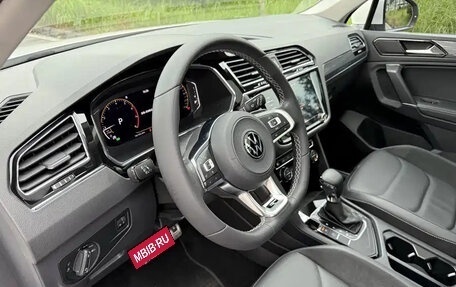 Volkswagen Tiguan II, 2021 год, 1 870 013 рублей, 13 фотография