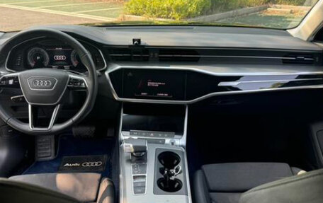 Audi A6, 2022 год, 3 870 000 рублей, 9 фотография