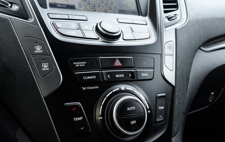 Hyundai Santa Fe III рестайлинг, 2014 год, 2 230 000 рублей, 21 фотография