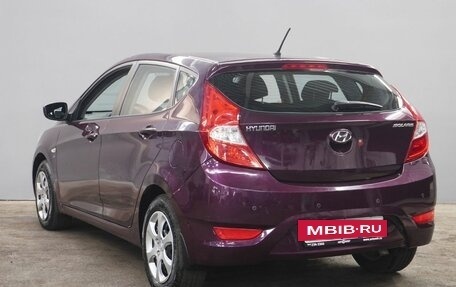 Hyundai Solaris II рестайлинг, 2012 год, 750 000 рублей, 7 фотография