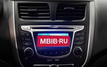 Hyundai Solaris II рестайлинг, 2012 год, 750 000 рублей, 13 фотография
