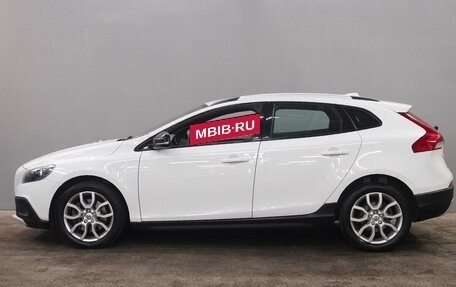 Volvo V40 Cross Country I, 2016 год, 1 823 000 рублей, 8 фотография