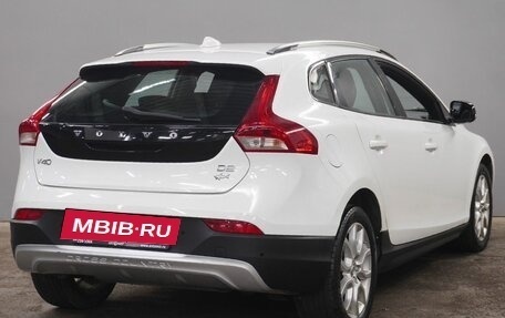 Volvo V40 Cross Country I, 2016 год, 1 823 000 рублей, 5 фотография
