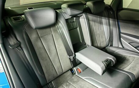 Audi A4, 2021 год, 4 050 000 рублей, 13 фотография