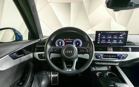 Audi A4, 2021 год, 4 050 000 рублей, 15 фотография