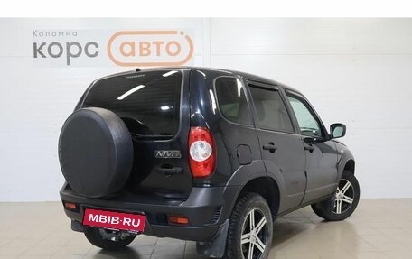 Chevrolet Niva I рестайлинг, 2018 год, 869 000 рублей, 3 фотография