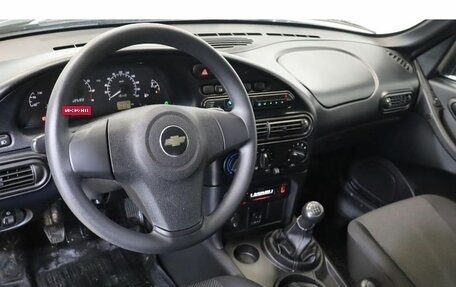 Chevrolet Niva I рестайлинг, 2018 год, 869 000 рублей, 6 фотография