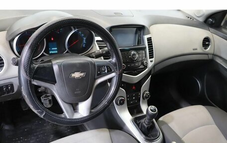 Chevrolet Cruze II, 2009 год, 445 000 рублей, 6 фотография
