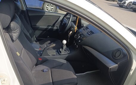 Mazda 3, 2012 год, 650 000 рублей, 13 фотография