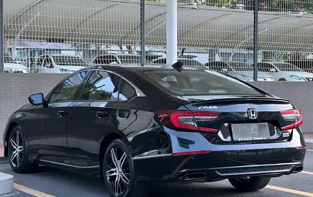Honda Accord IX рестайлинг, 2022 год, 1 800 000 рублей, 5 фотография
