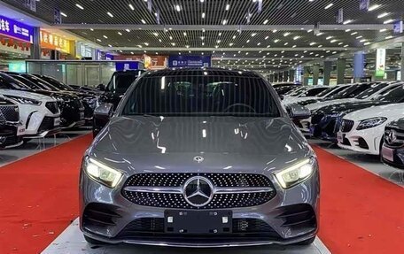 Mercedes-Benz A-Класс, 2021 год, 2 069 000 рублей, 2 фотография