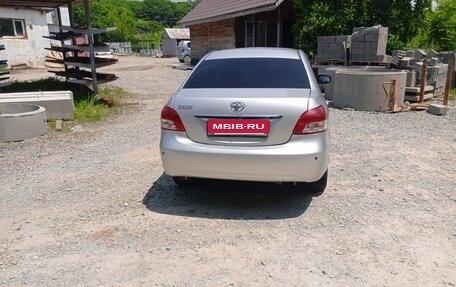 Toyota Belta, 2005 год, 430 000 рублей, 3 фотография