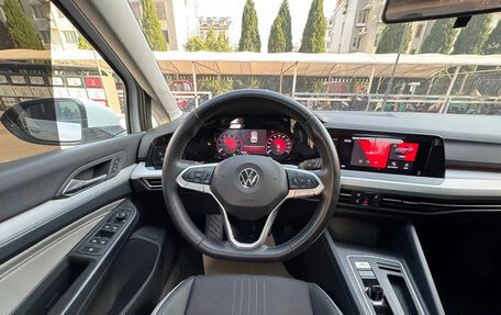 Volkswagen Golf VIII, 2022 год, 1 550 027 рублей, 14 фотография