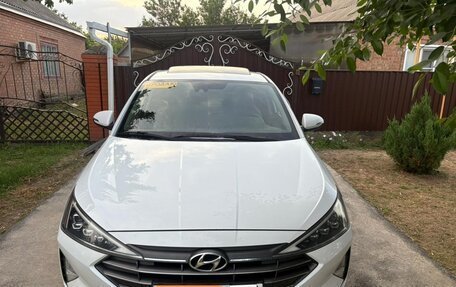 Hyundai Elantra VI рестайлинг, 2019 год, 1 850 000 рублей, 2 фотография