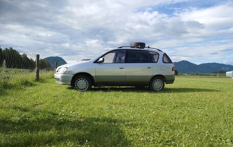 Toyota Ipsum II, 1996 год, 450 000 рублей, 2 фотография
