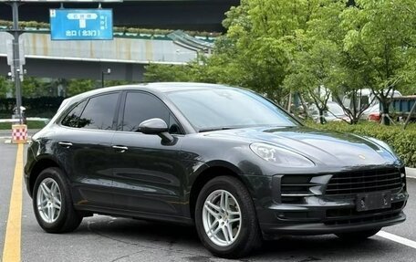 Porsche Macan I рестайлинг, 2021 год, 5 180 006 рублей, 3 фотография