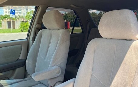 Toyota Harrier, 2000 год, 900 000 рублей, 8 фотография
