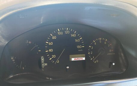 Toyota Harrier, 2000 год, 900 000 рублей, 9 фотография