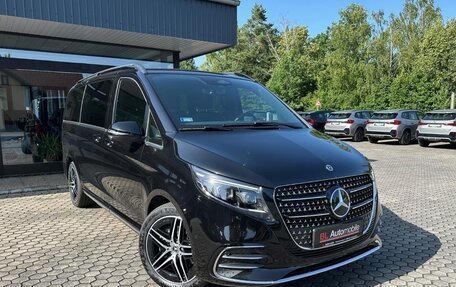 Mercedes-Benz V-Класс, 2025 год, 14 600 000 рублей, 1 фотография