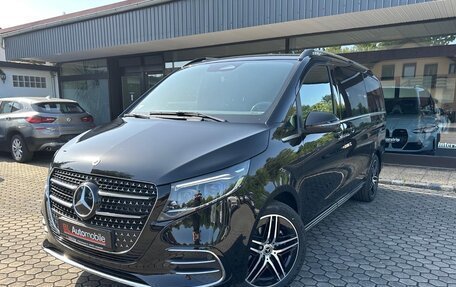 Mercedes-Benz V-Класс, 2025 год, 14 600 000 рублей, 3 фотография