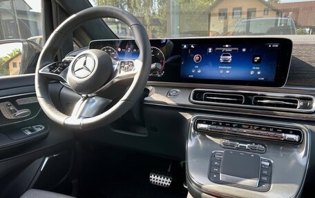 Mercedes-Benz V-Класс, 2025 год, 14 600 000 рублей, 12 фотография