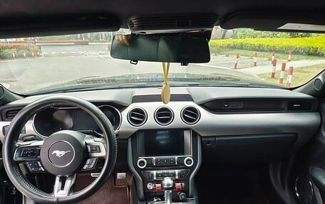 Ford Mustang VI рестайлинг, 2021 год, 3 000 006 рублей, 8 фотография