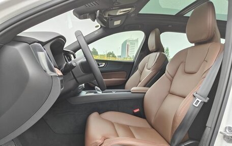Volvo XC60 II, 2022 год, 2 850 333 рублей, 8 фотография