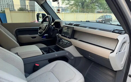 Land Rover Defender II, 2022 год, 6 654 655 рублей, 12 фотография