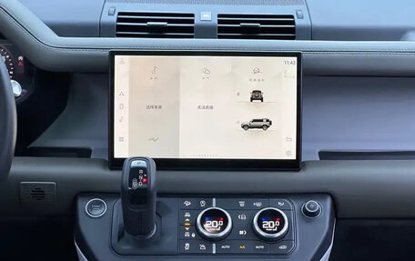 Land Rover Defender II, 2022 год, 8 221 755 рублей, 11 фотография