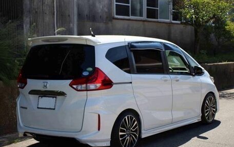 Honda Freed II, 2019 год, 1 094 000 рублей, 3 фотография