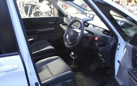 Honda Freed II, 2019 год, 1 094 000 рублей, 8 фотография