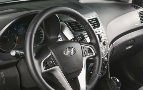 Hyundai Solaris II рестайлинг, 2015 год, 1 069 000 рублей, 14 фотография