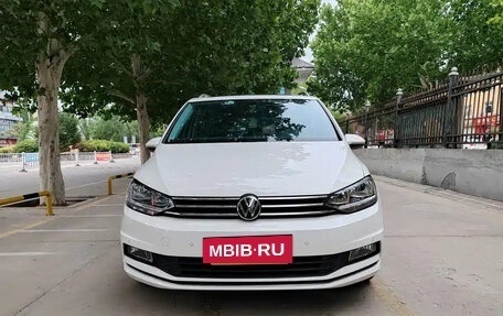 Volkswagen Touran III, 2021 год, 1 510 027 рублей, 2 фотография