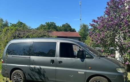 Hyundai H-1 II рестайлинг, 2006 год, 720 000 рублей, 4 фотография