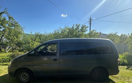 Hyundai H-1 II рестайлинг, 2006 год, 720 000 рублей, 6 фотография