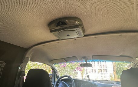 Hyundai H-1 II рестайлинг, 2006 год, 720 000 рублей, 10 фотография