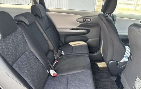 Toyota Wish II, 2010 год, 1 102 000 рублей, 18 фотография