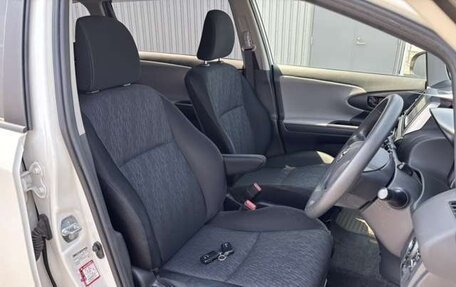 Toyota Wish II, 2010 год, 1 102 000 рублей, 17 фотография