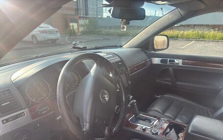 Volkswagen Touareg III, 2006 год, 980 000 рублей, 8 фотография