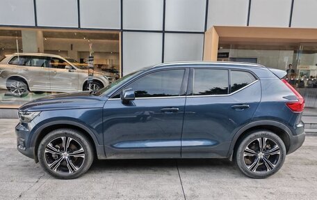 Volvo XC40 I, 2021 год, 2 300 100 рублей, 4 фотография