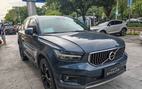 Volvo XC40 I, 2021 год, 2 300 100 рублей, 3 фотография