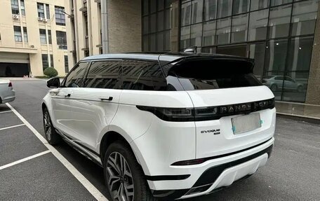 Land Rover Range Rover Evoque II, 2022 год, 2 960 000 рублей, 8 фотография