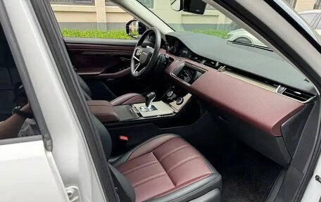 Land Rover Range Rover Evoque II, 2022 год, 2 960 000 рублей, 19 фотография