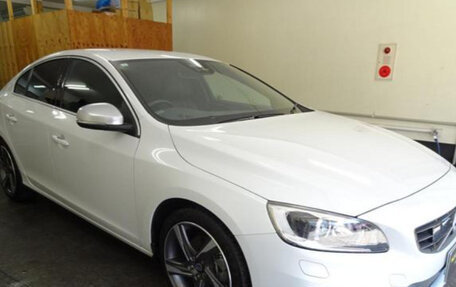 Volvo S60 III, 2015 год, 895 000 рублей, 3 фотография