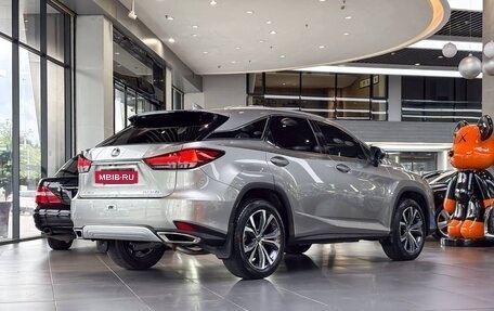 Lexus RX IV рестайлинг, 2022 год, 4 250 000 рублей, 2 фотография