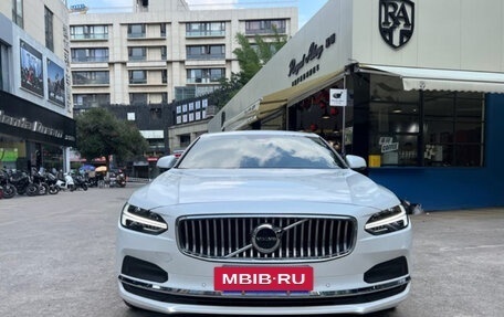 Volvo S90 II рестайлинг, 2022 год, 2 805 000 рублей, 2 фотография