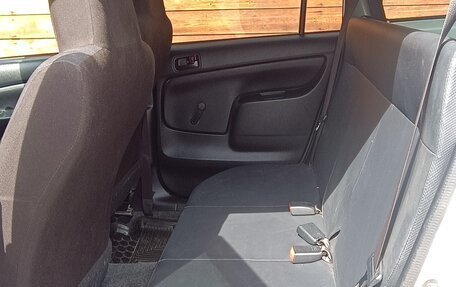 Toyota Probox I, 2016 год, 850 000 рублей, 16 фотография