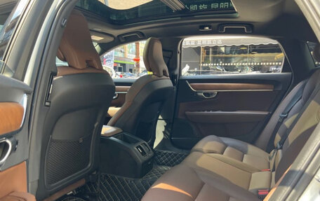 Volvo S90 II рестайлинг, 2022 год, 2 805 000 рублей, 7 фотография