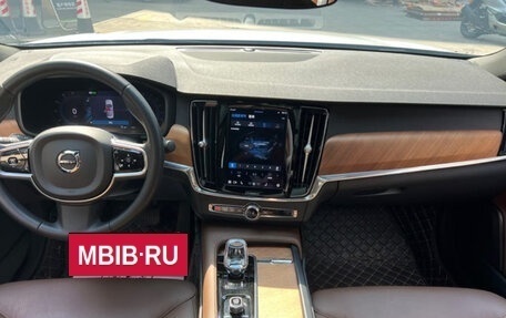 Volvo S90 II рестайлинг, 2022 год, 2 805 000 рублей, 5 фотография